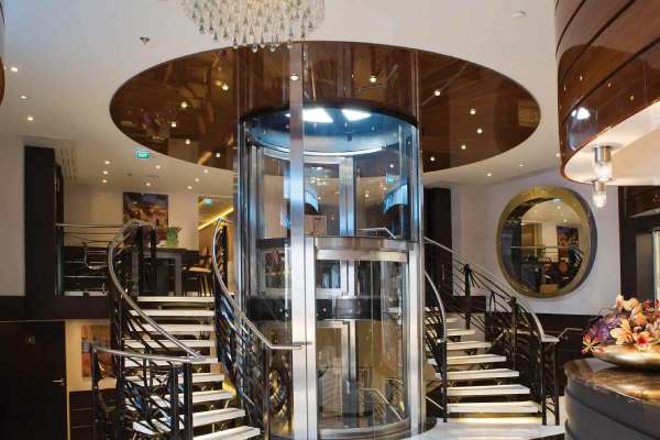 AmaSerena Gallery Image
